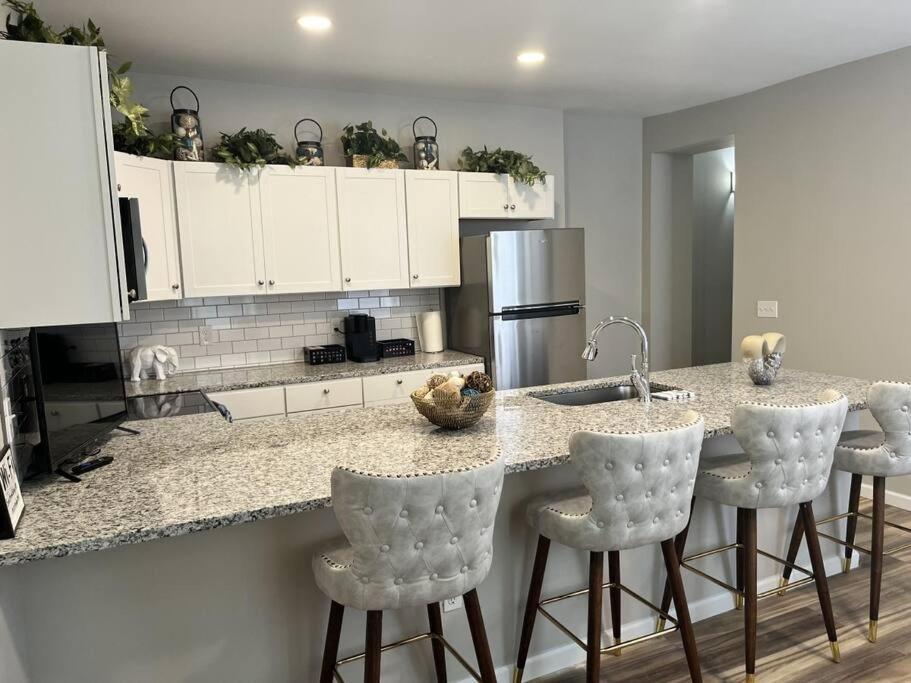 Breeze On Monmouth Apartment Newport Bagian luar foto