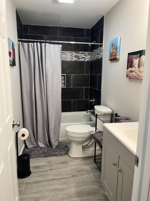 Breeze On Monmouth Apartment Newport Bagian luar foto